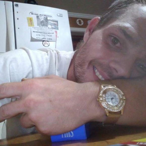 Meet your Posher, Tyler - Picture 1 of 1